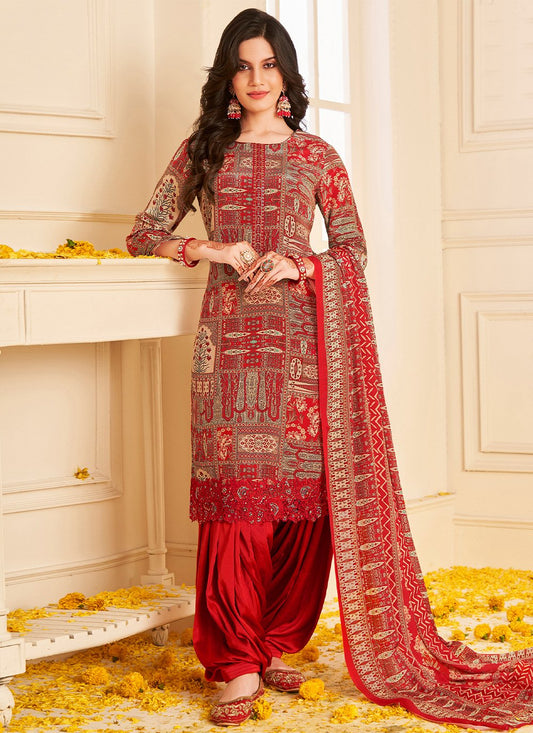 Punjabi Salwar Suit Pure Crepe Red Embroidered Salwar Kameez