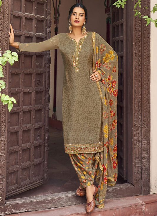 Floor Lenght Salwar Suit Faux Crepe Grey Diamond Salwar Kameez