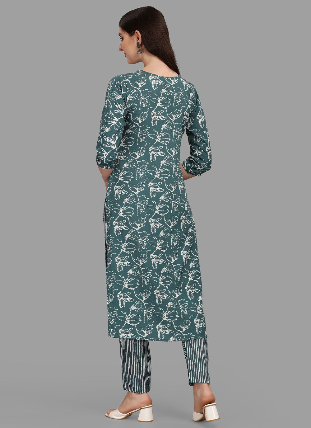 Casual Kurti Faux Crepe Rama Floral Patch Kurtis