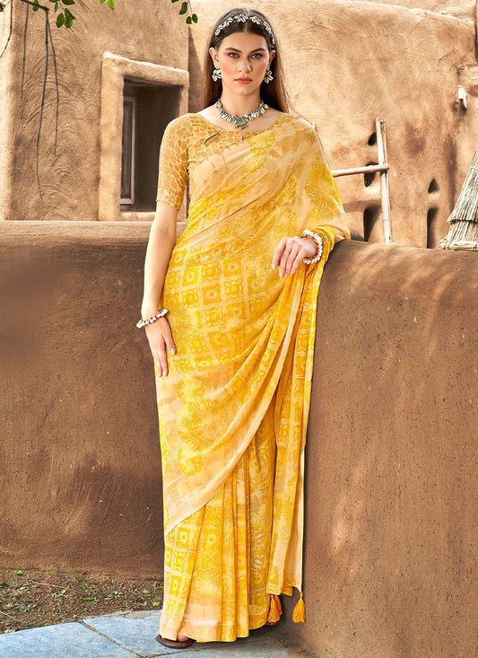 Classic Weight Less Yellow Floral Patch Saree