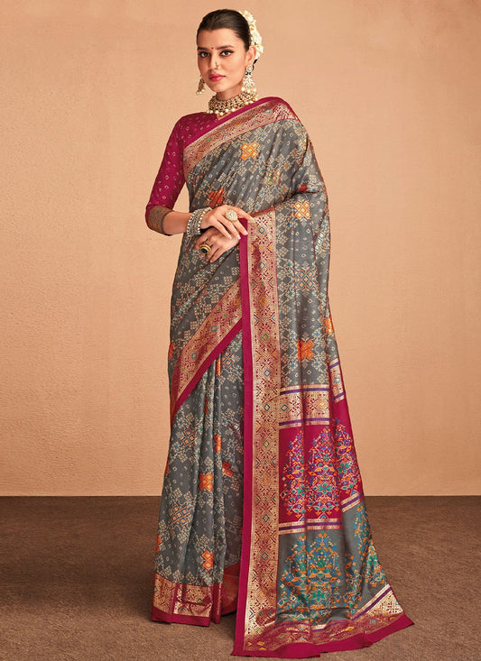 Contemporary Silk Grey Foil Print Saree