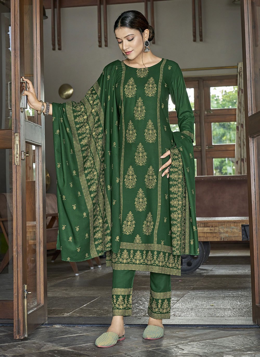 Salwar Suit Rayon Green Foil Print Salwar Kameez