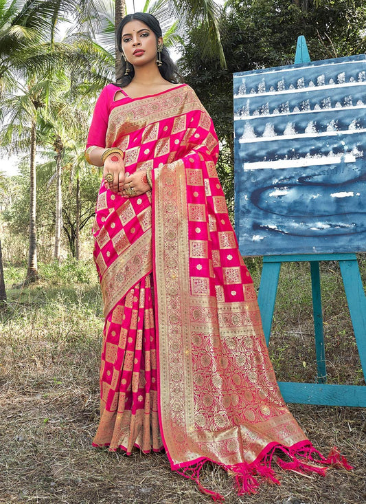 Traditional Saree Banarasi Silk Fuchsia Weaving Saree