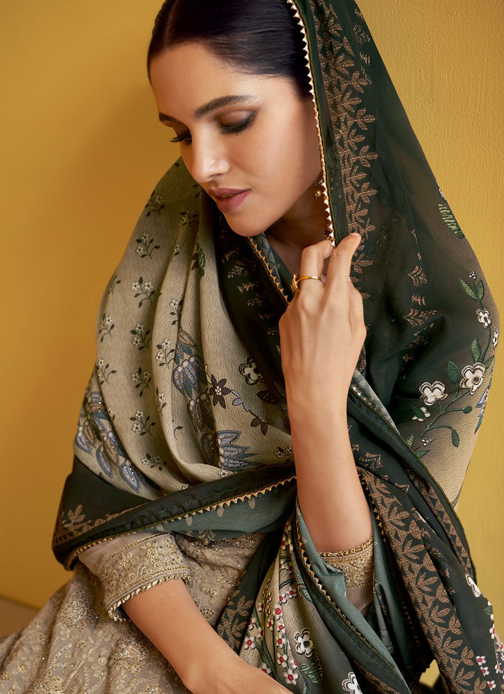 Salwar Suit Georgette Beige Embroidered Salwar Kameez
