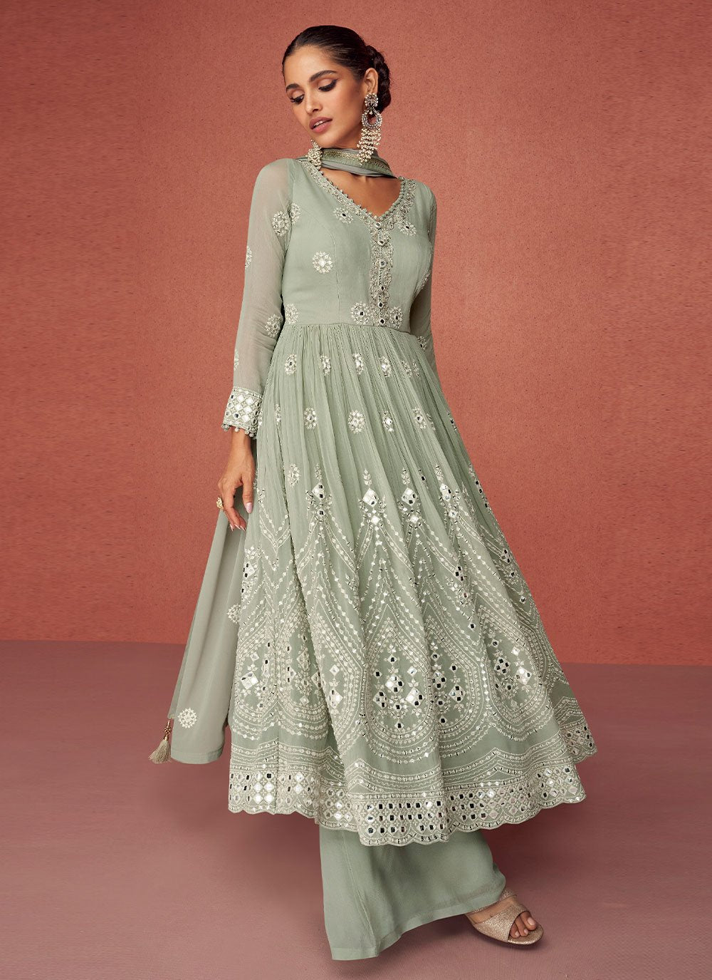 Salwar Suit Georgette Grey Embroidered Salwar Kameez