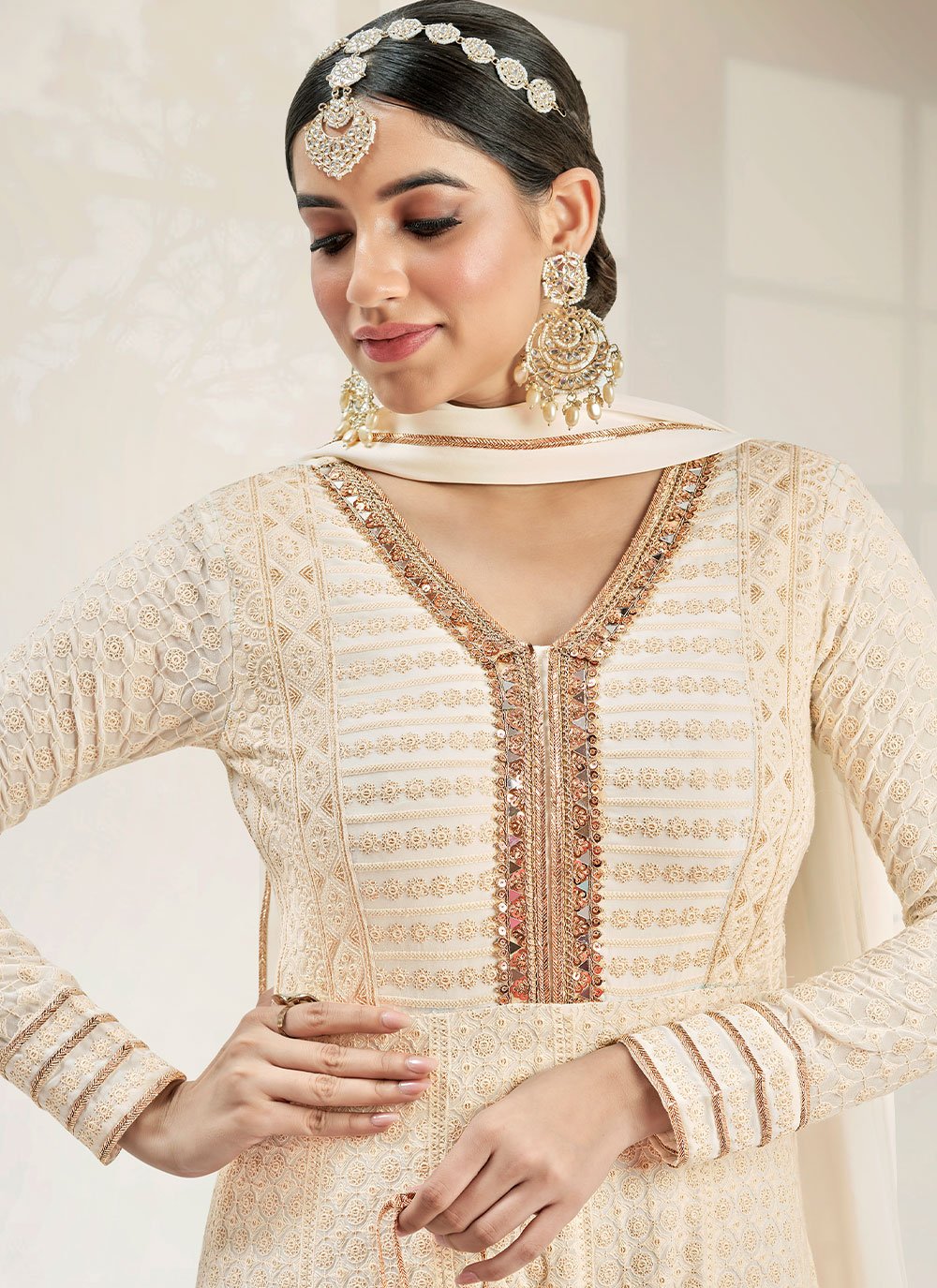 Anarkali Suit Georgette Off White Embroidered Salwar Kameez