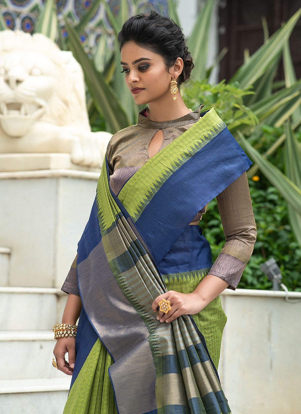 Classic Silk Blue Green Checks Saree