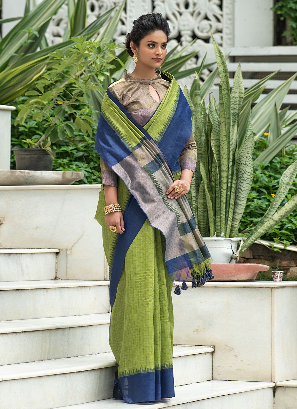 Classic Silk Blue Green Checks Saree