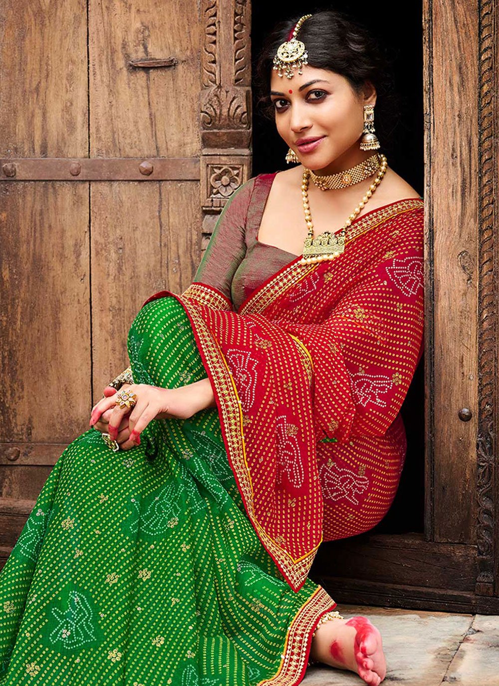 Classic Chiffon Green Red Bandhej Saree