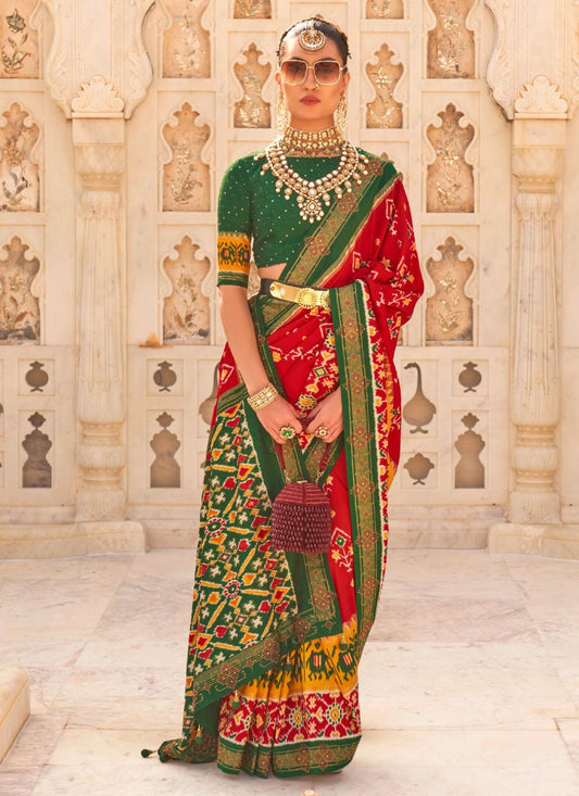 Trendy Saree Silk Green Red Weaving Saree