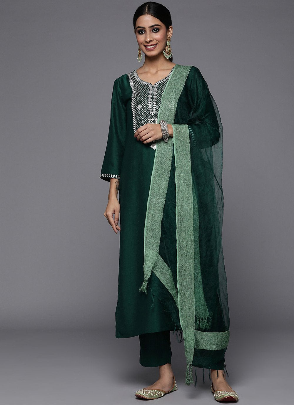 Salwar Suit Silk Blend Green Embroidered Salwar Kameez