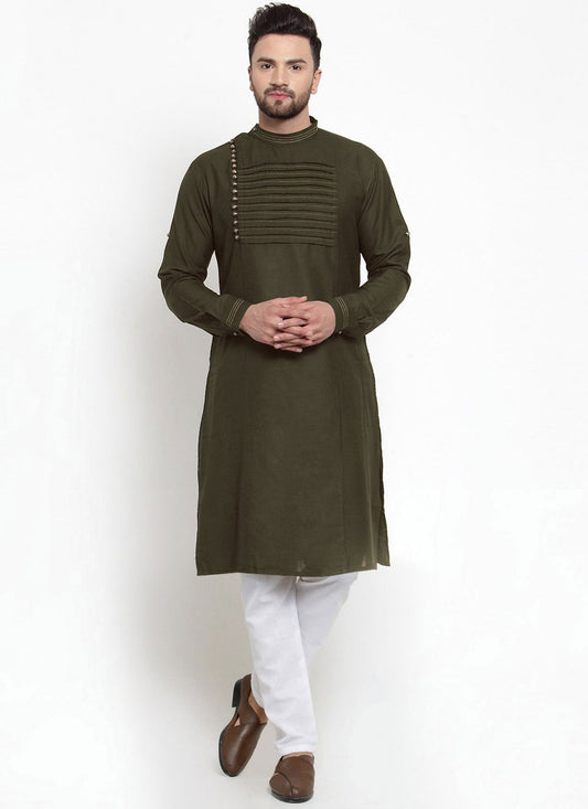 Kurta Pyjama Blended Cotton Green Embroidered Mens