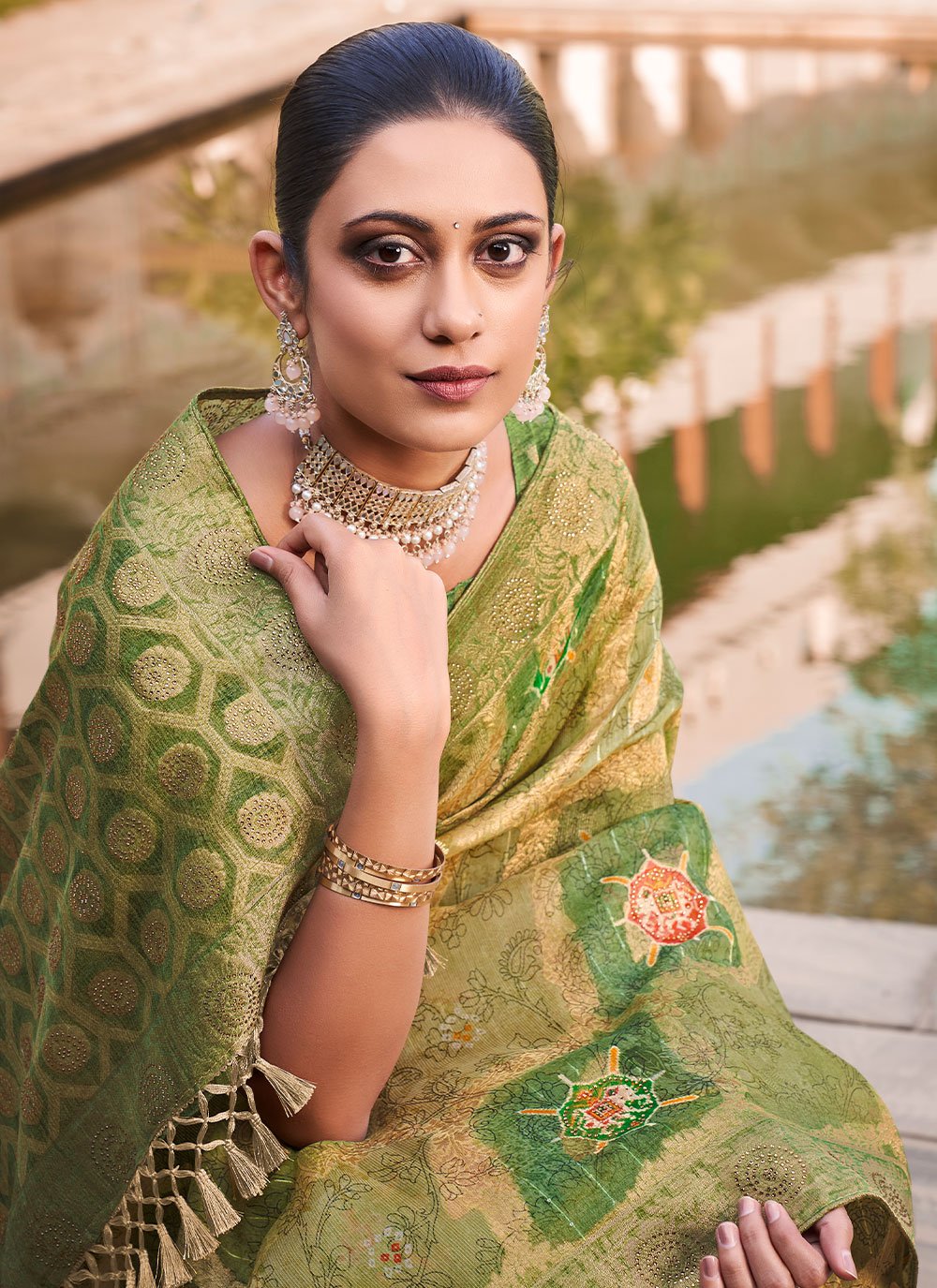 Contemporary Jacquard Silk Green Print Saree