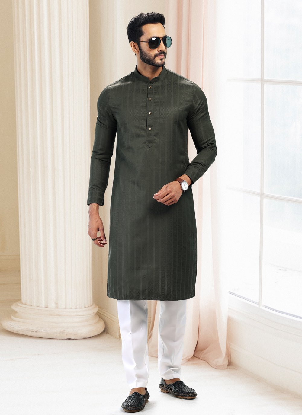 Kurta Pyjama Silk Green Fancy Work Mens