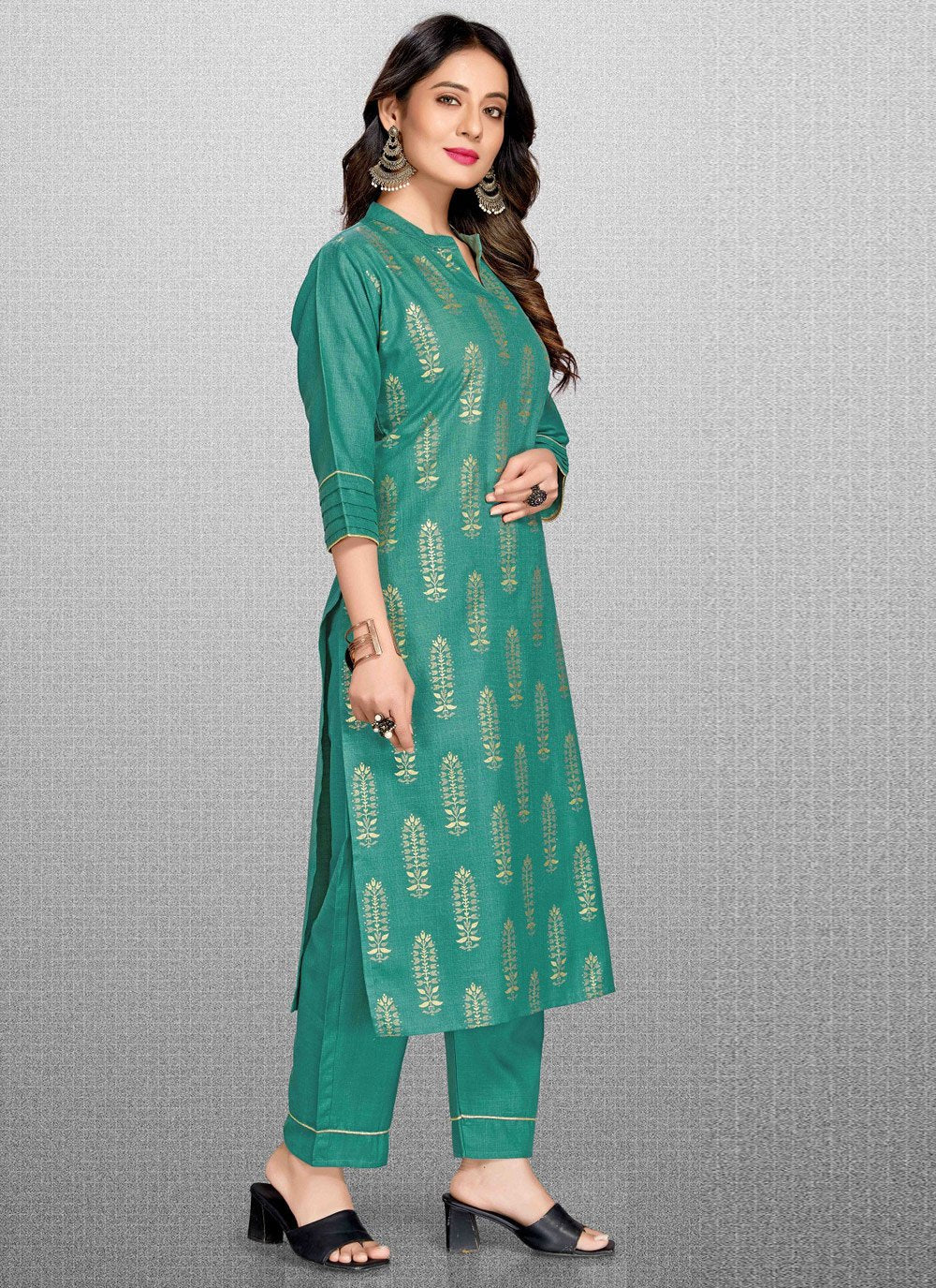 Pant Style Suit Blended Cotton Green Print Salwar Kameez