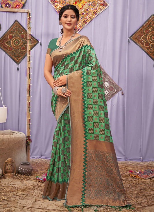 Trendy Saree Cotton Green Checks Saree