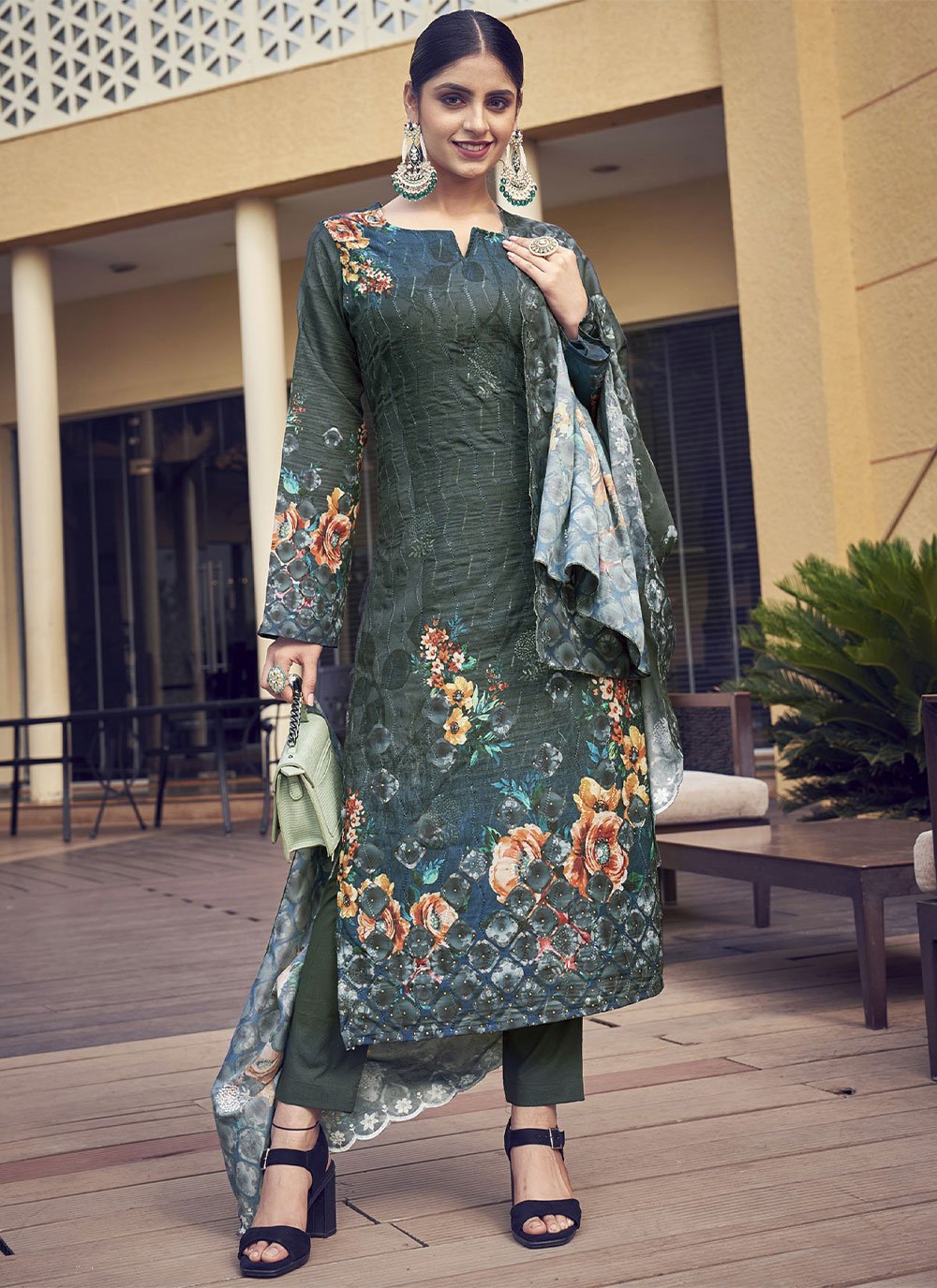 Pant Style Suit Muslin Green Digital Print Salwar Kameez