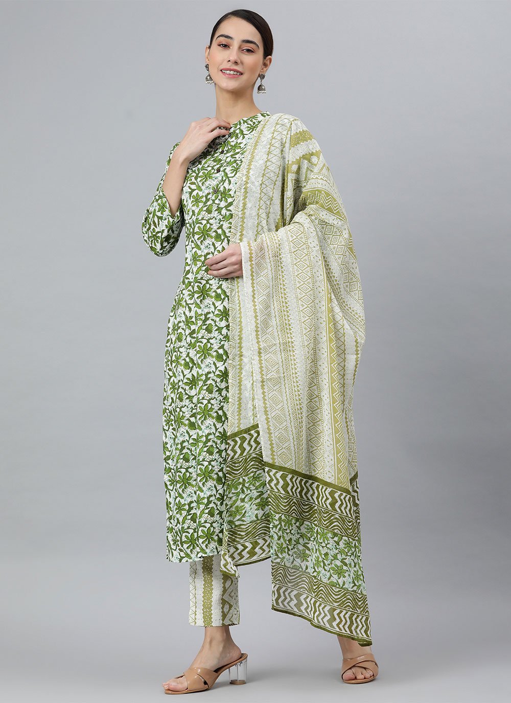 Salwar Suit Rayon Green Floral Patch Salwar Kameez