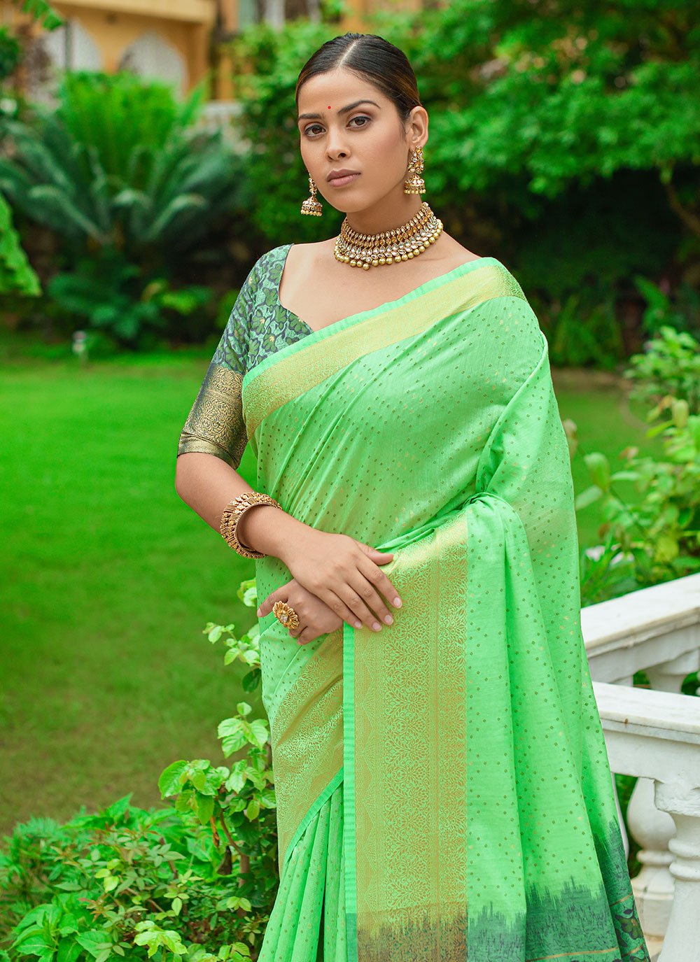 Trendy Saree Linen Green Woven Saree