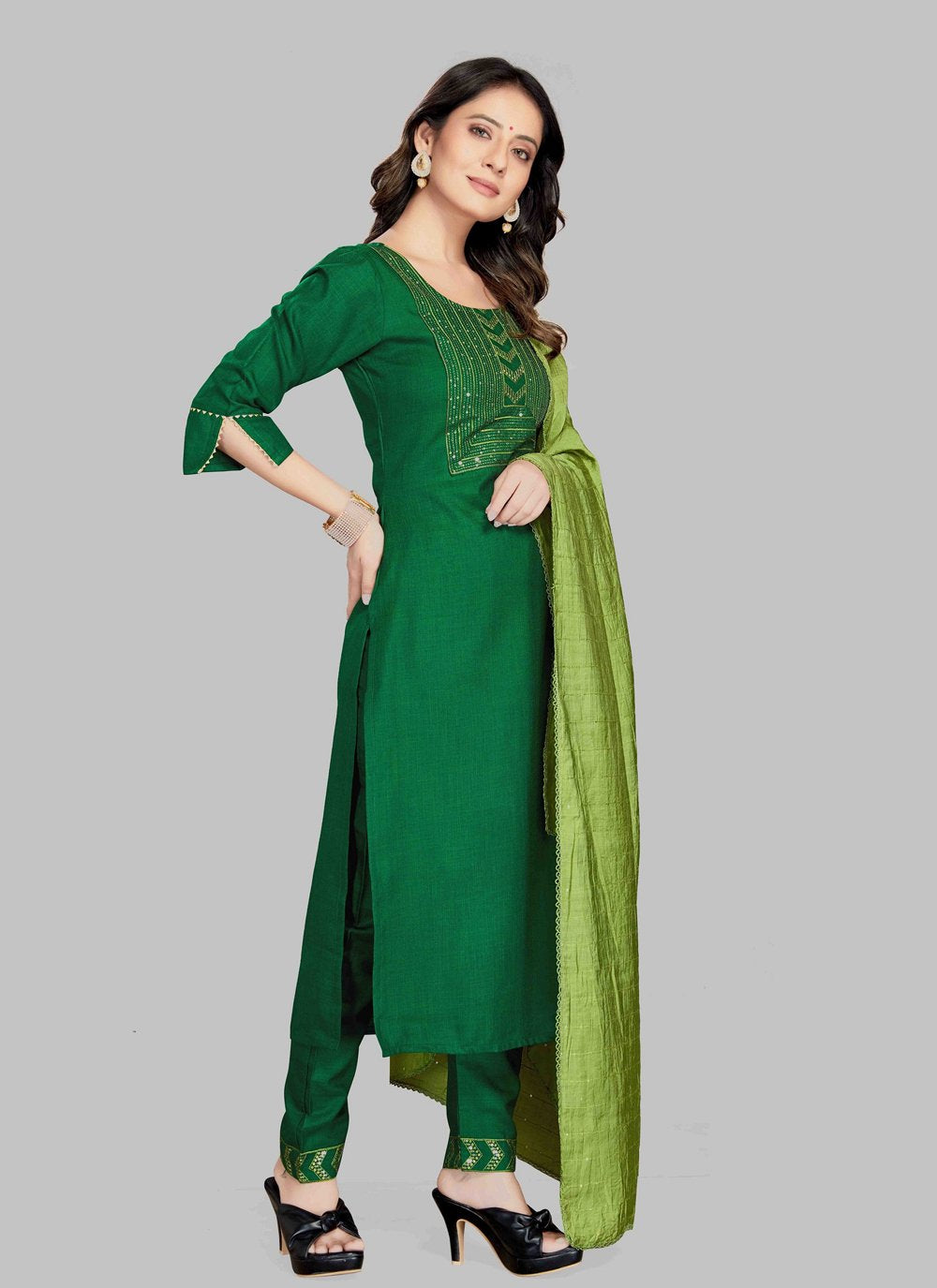 Pant Style Suit Blended Cotton Green Embroidered Salwar Kameez