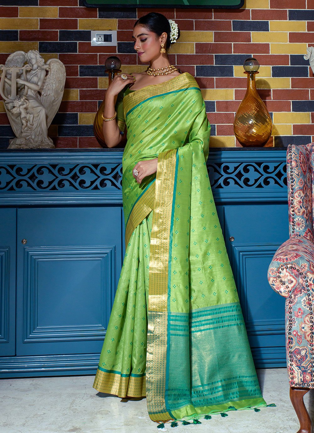 Classic Silk Green Woven Saree