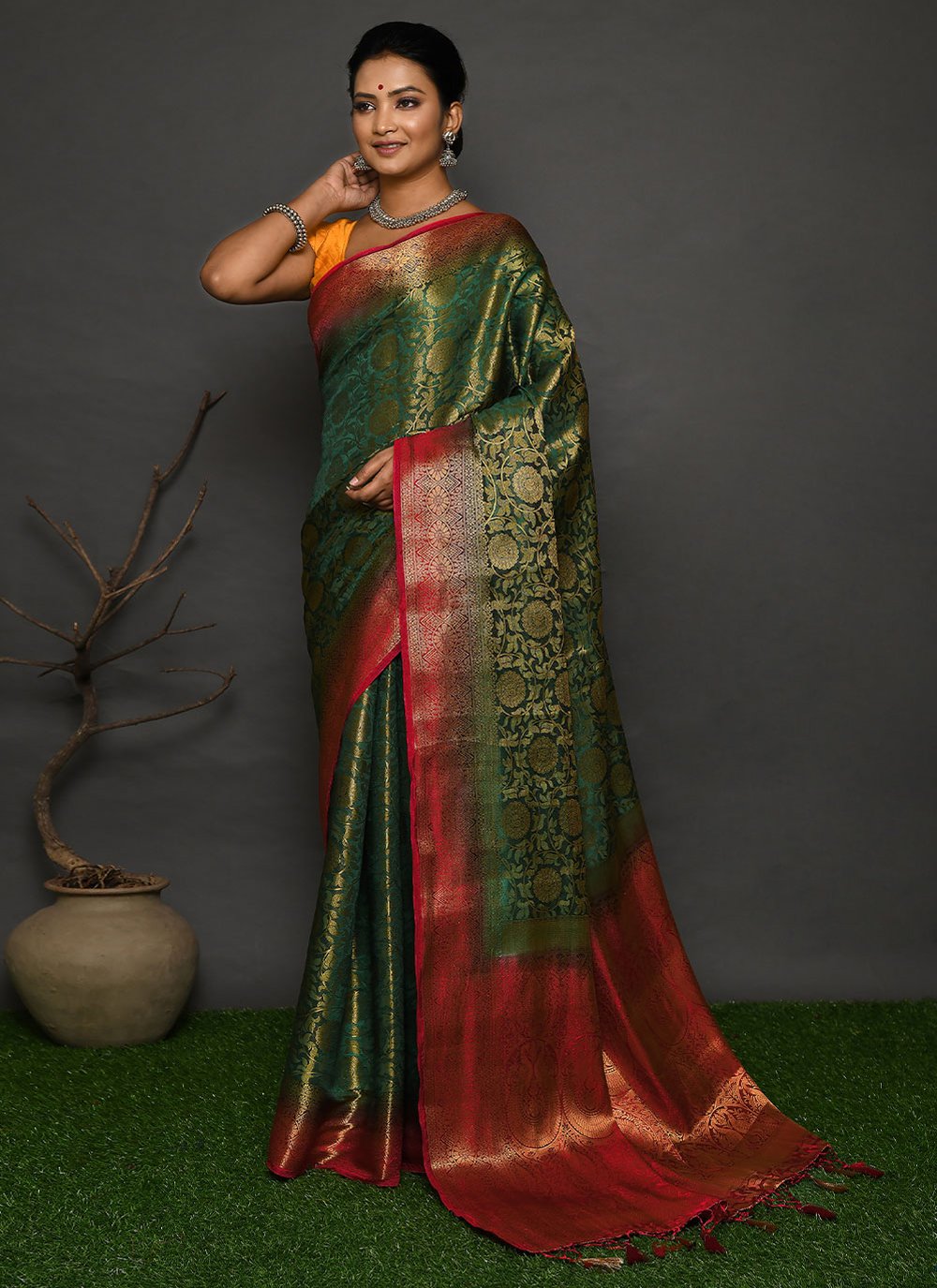 Traditional Saree Kanjivaram Silk Green Weaving Saree