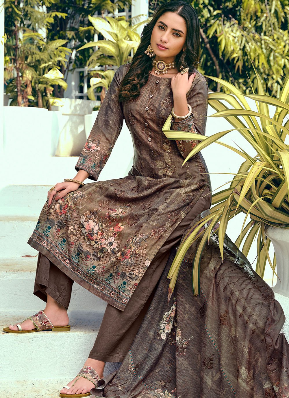 Salwar Suit Blended Cotton Grey Digital Print Salwar Kameez