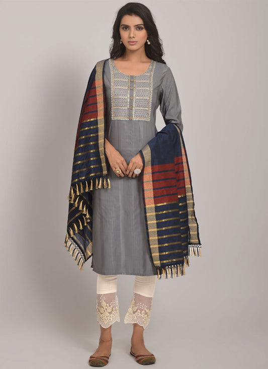 Designer Floor Lenght Salwar Suit Rayon Viscose Grey Embroidered Salwar Kameez