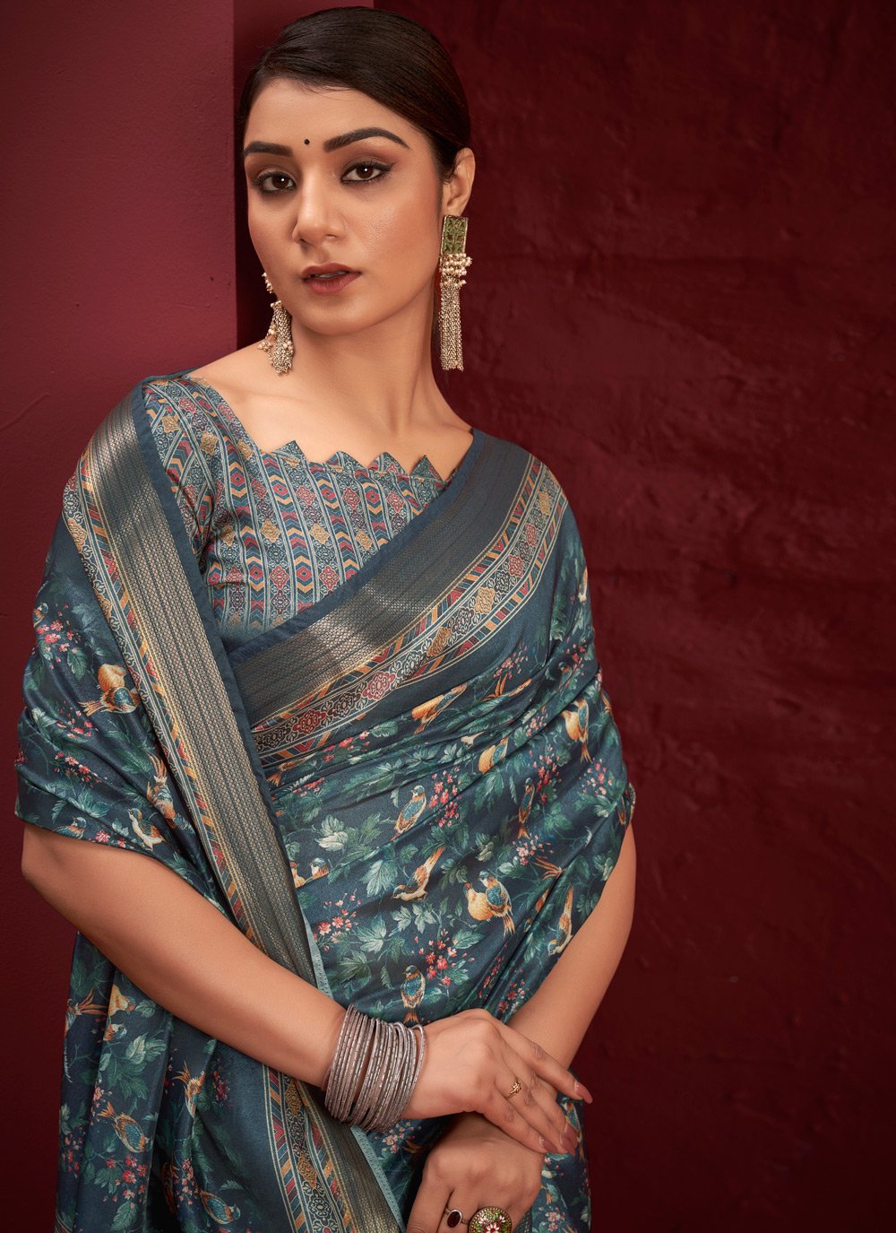 Contemporary Silk Grey Digital Print Saree