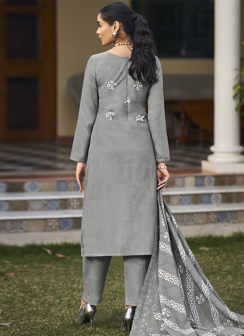 Straight Salwar Suit Cotton Grey Embroidered Salwar Kameez