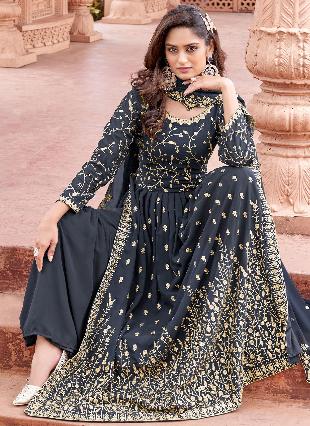 Salwar Suit Faux Georgette Grey Embroidered Salwar Kameez