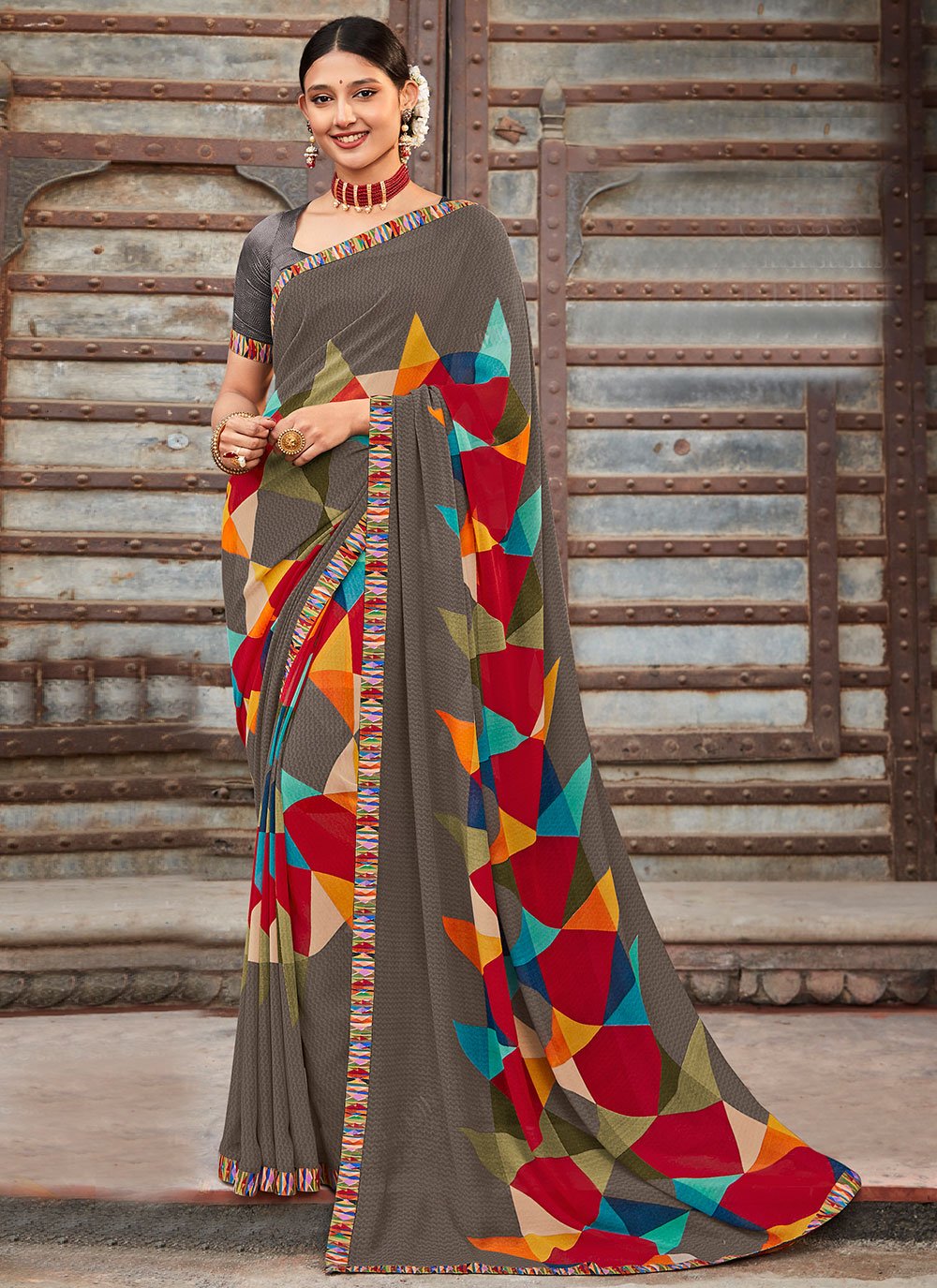 Classic Georgette Grey Patch Border Saree