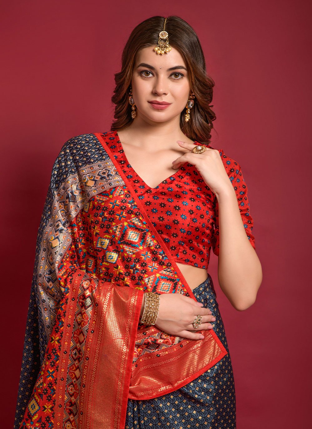 Classic Silk Grey Foil Print Saree