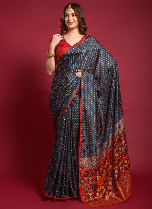 Classic Silk Grey Foil Print Saree