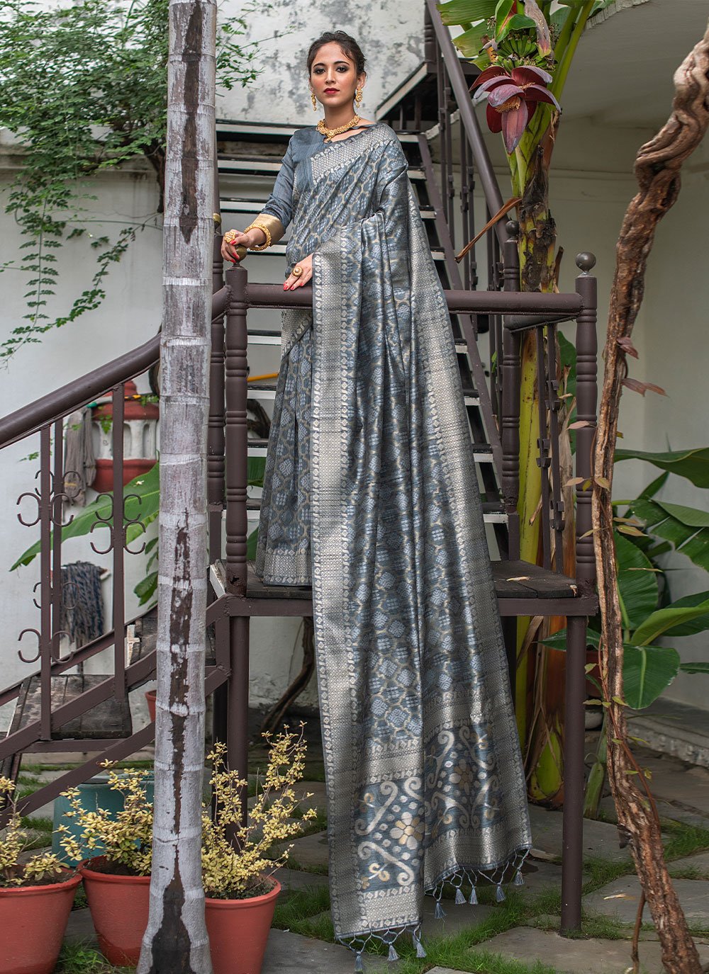 Classic Tussar Silk Grey Woven Saree