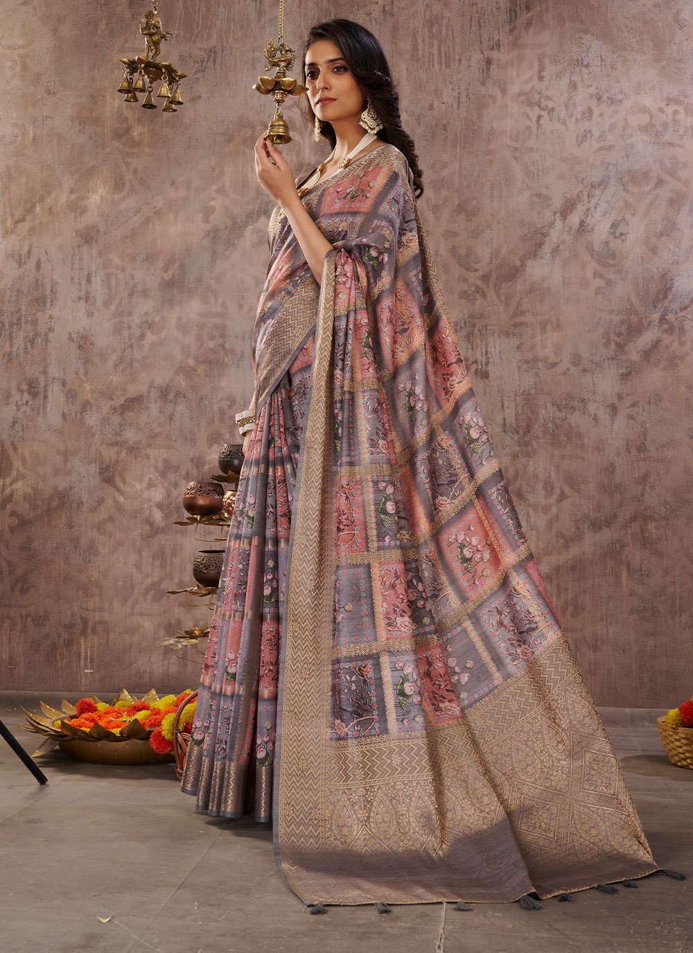 Contemporary Cotton Grey Digital Print Saree