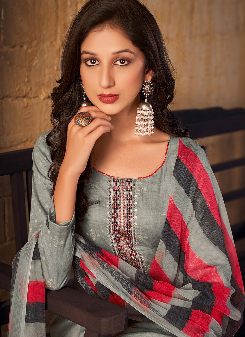 Salwar Suit Pashmina Grey Digital Print Salwar Kameez