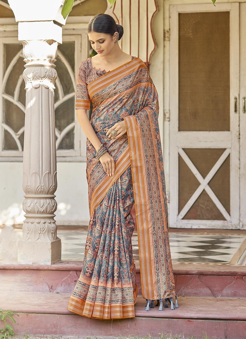 Traditional Saree Silk Grey Digital Print Saree