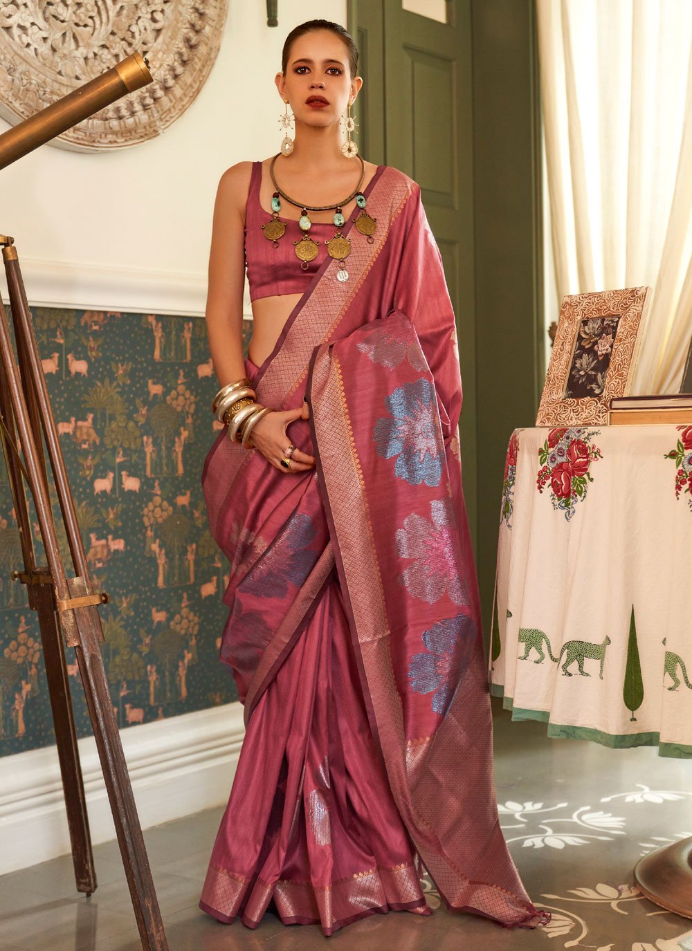 Contemporary Handloom Silk Mauve Weaving Saree