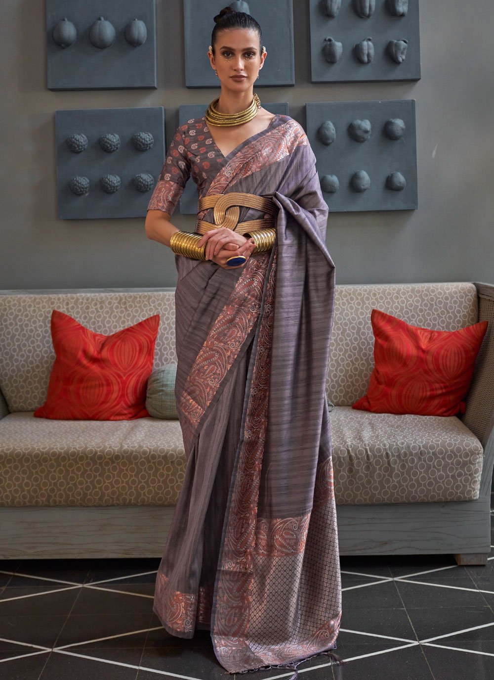 Classic Handloom Silk Grey Weaving Saree