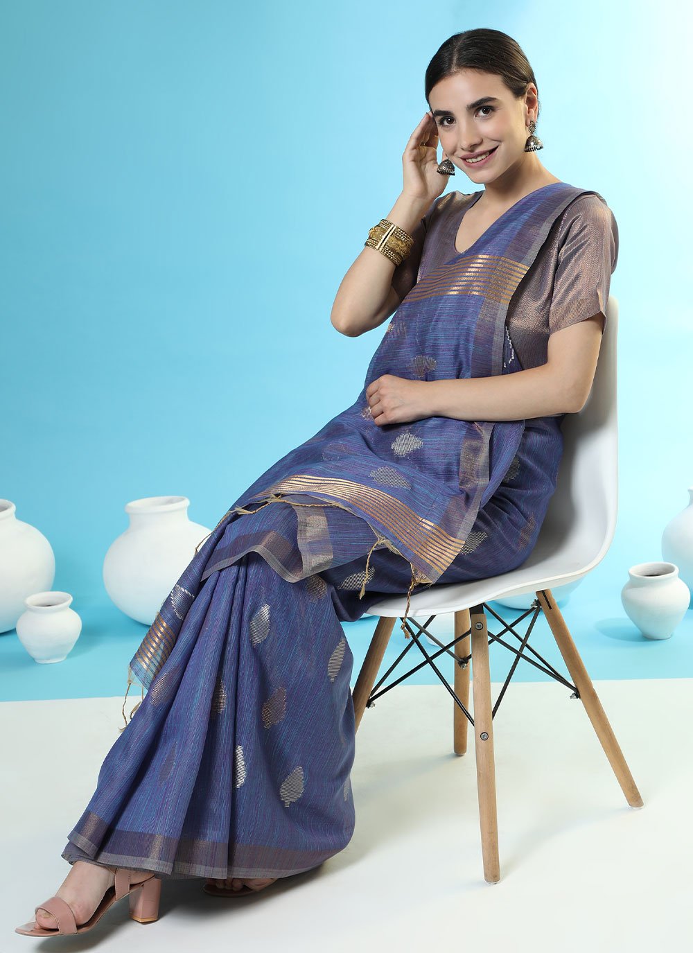 Trendy Saree Handloom Silk Blue Woven Saree