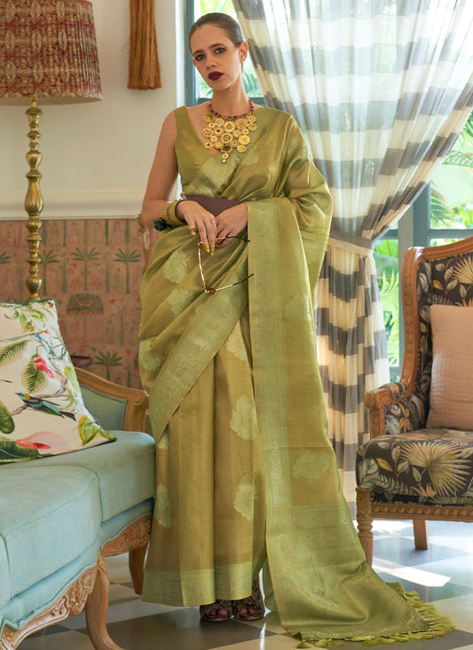 Classic Handloom Silk Green Weaving Saree