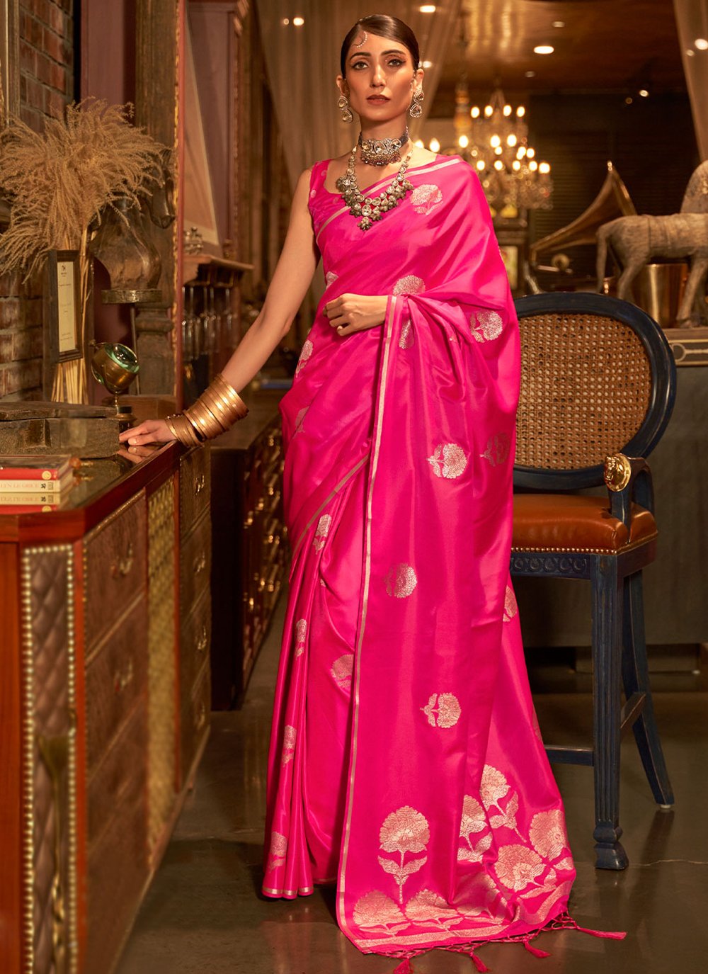 Traditional Saree Handloom Silk Satin Hot Pink Weaving Saree