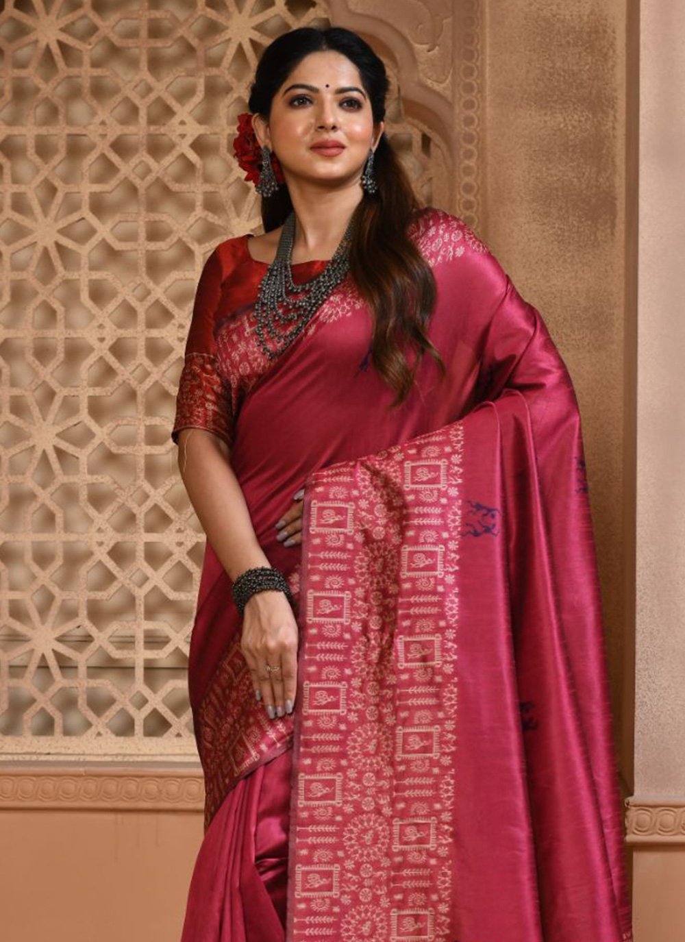 Trendy Saree Handloom Silk Hot Pink Woven Saree