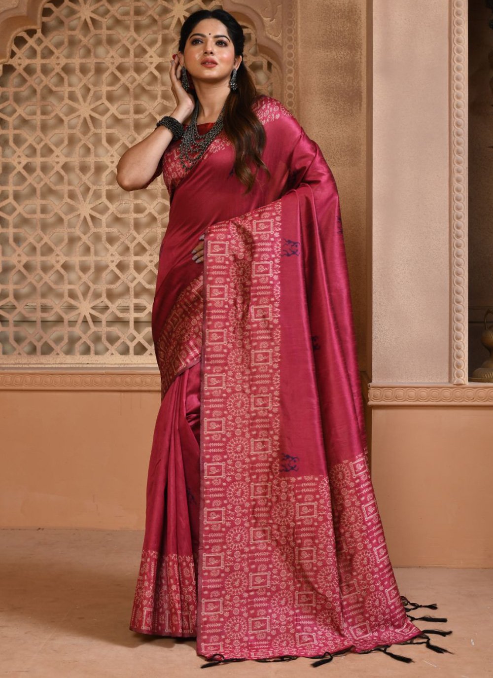 Trendy Saree Handloom Silk Hot Pink Woven Saree