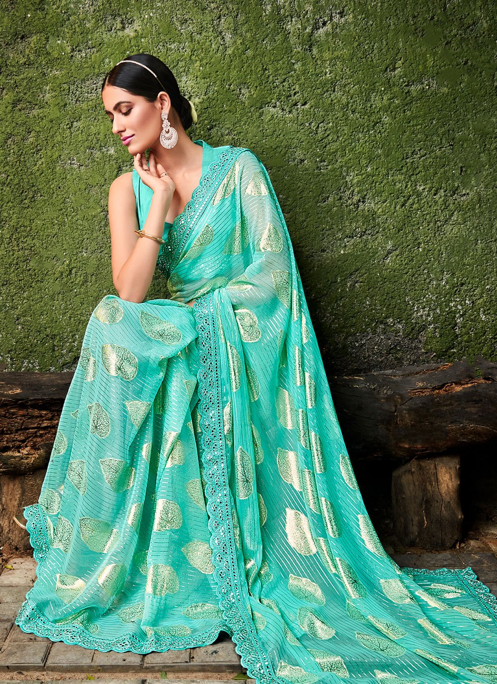 Contemporary Jacquard Silk Turquoise Foil Print Saree