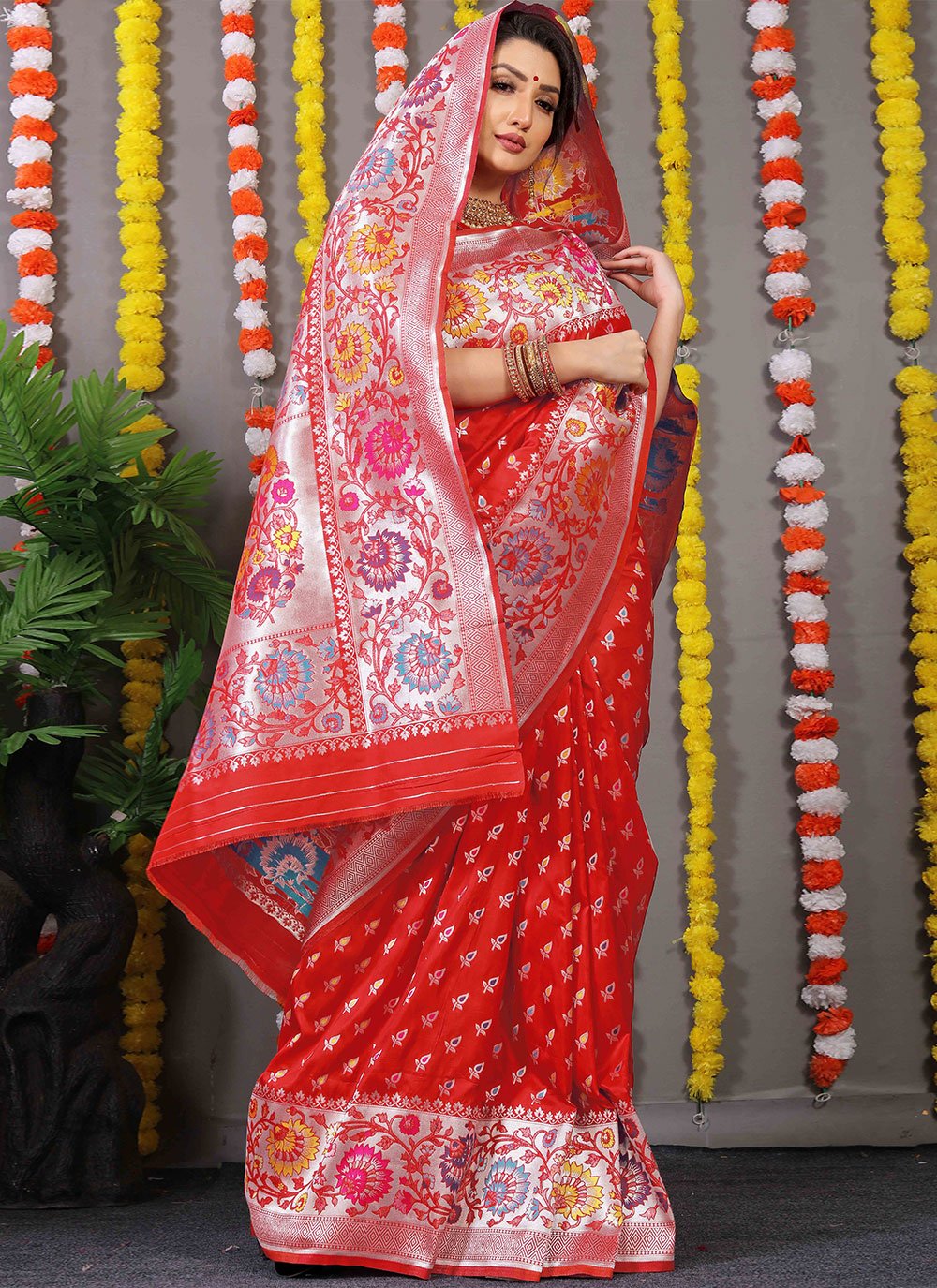 Designer Banarasi Silk Red Jacquard Work Saree