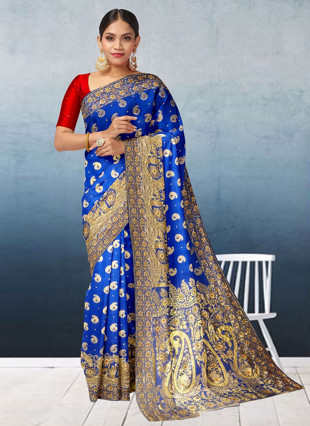 Trendy Saree Kanjivaram Silk Blue Embroidered Saree