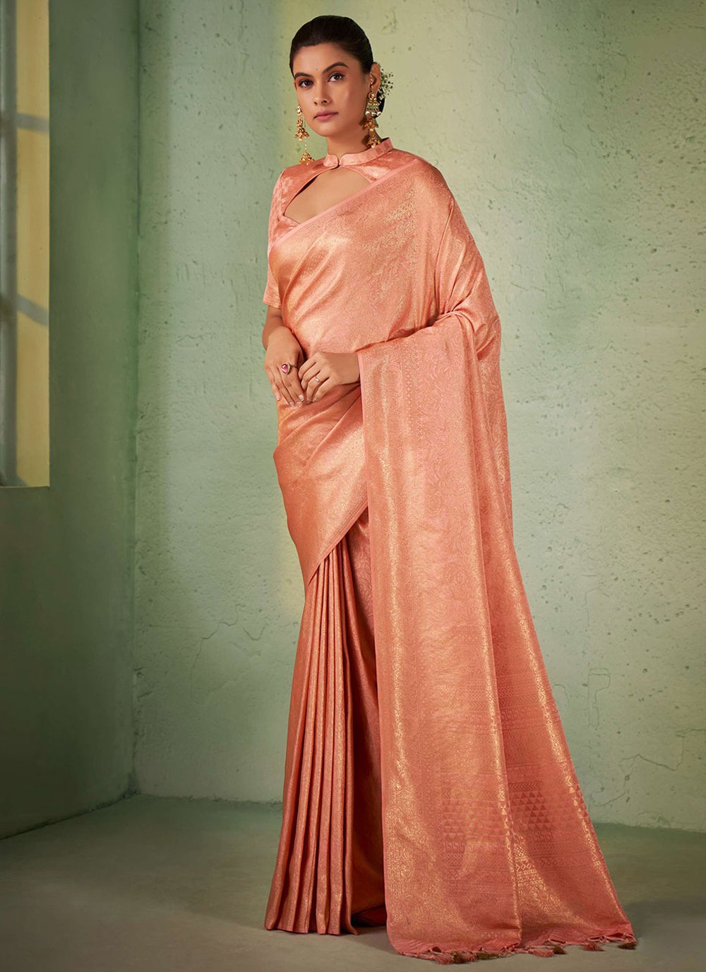 Trendy Saree Kanjivaram Silk Peach Weaving Saree