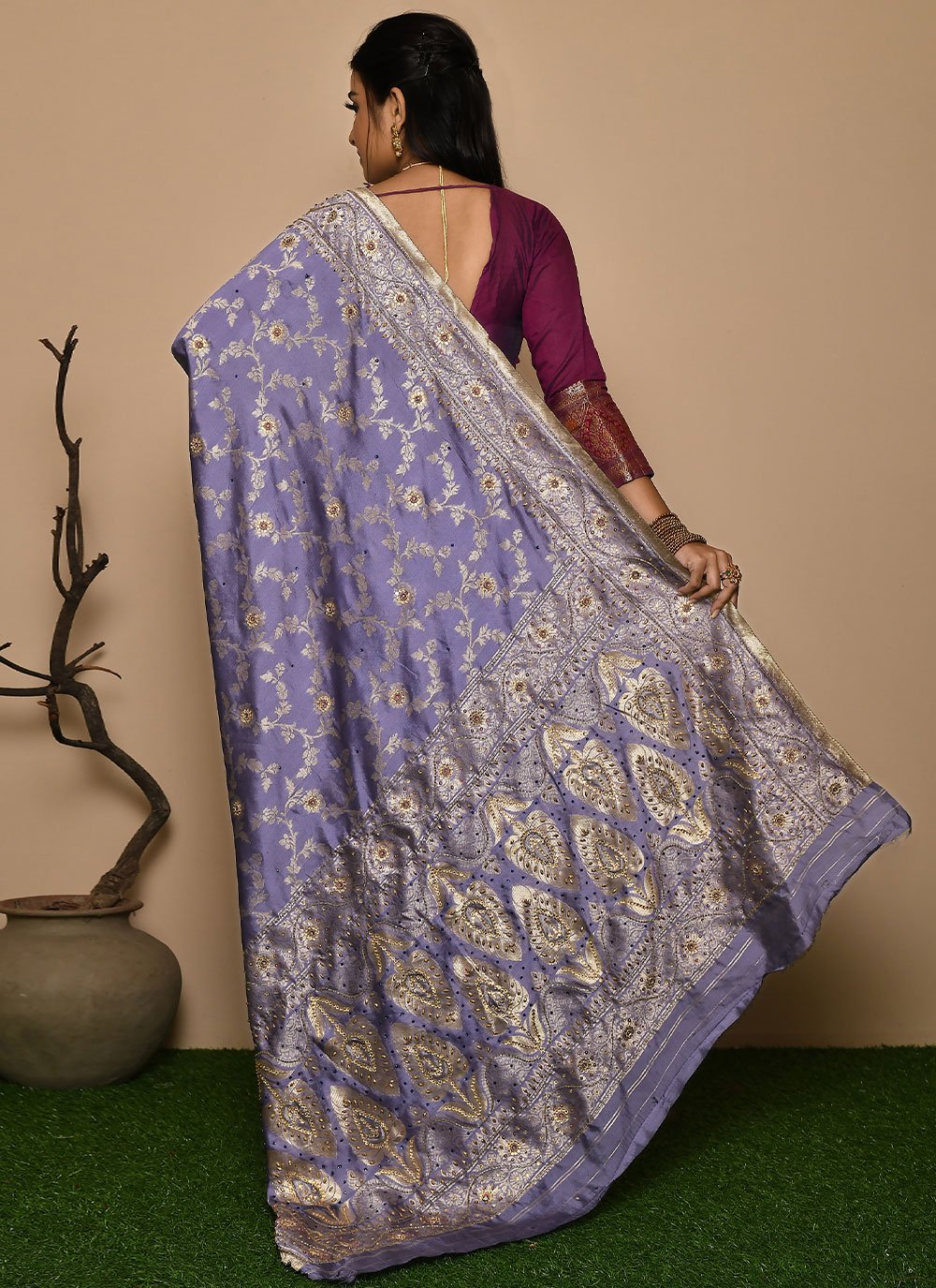 Classic Kanjivaram Silk Mauve Hand Work Saree